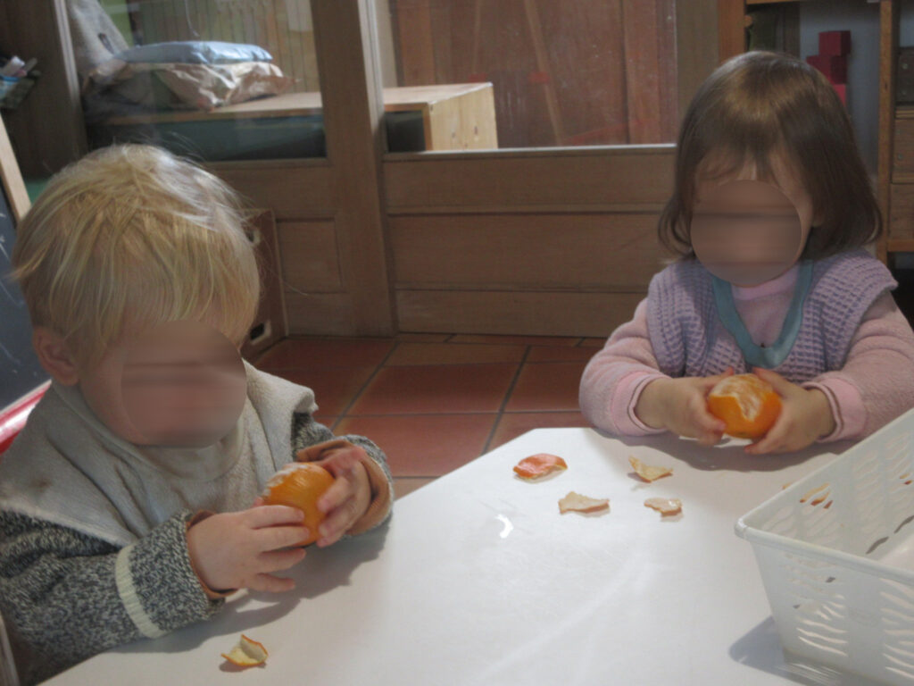 Eplucher la mandarine